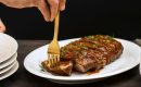 滿足胃口卻傷腸道？大量進食紅肉恐增患大腸瘜肉風險！